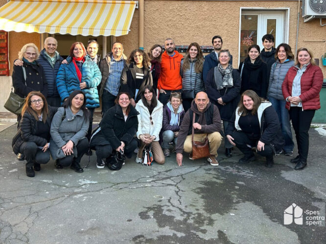 Spes Contra Spem - Cooperativa nel senso di co-operare, operare insieme