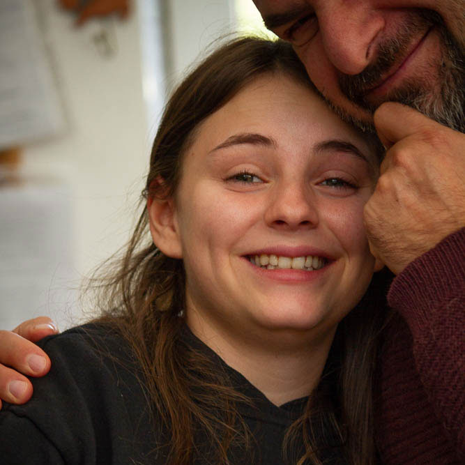 Bambina-con-Mauro-sito